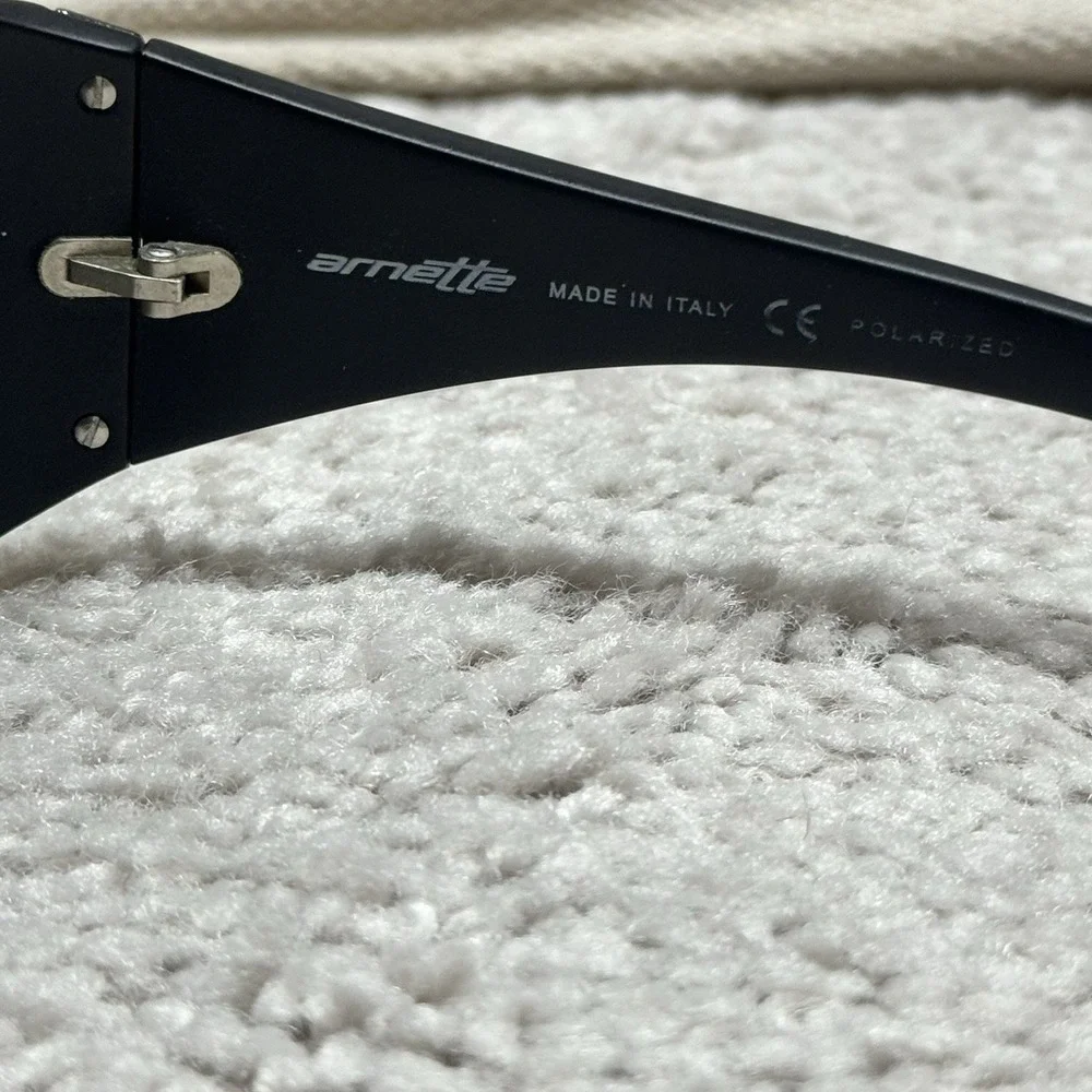 Arnette Cypher 4092 Polarized Wrap Sunglasses Black Made in Italy Y2K‎ w/ Case